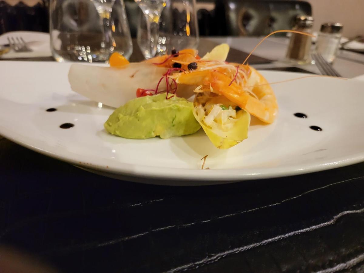 L'Abbatiale Hotel Corbie Екстериор снимка