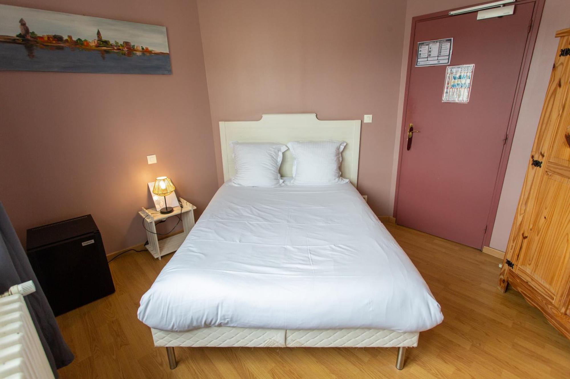 L'Abbatiale Hotel Corbie Екстериор снимка
