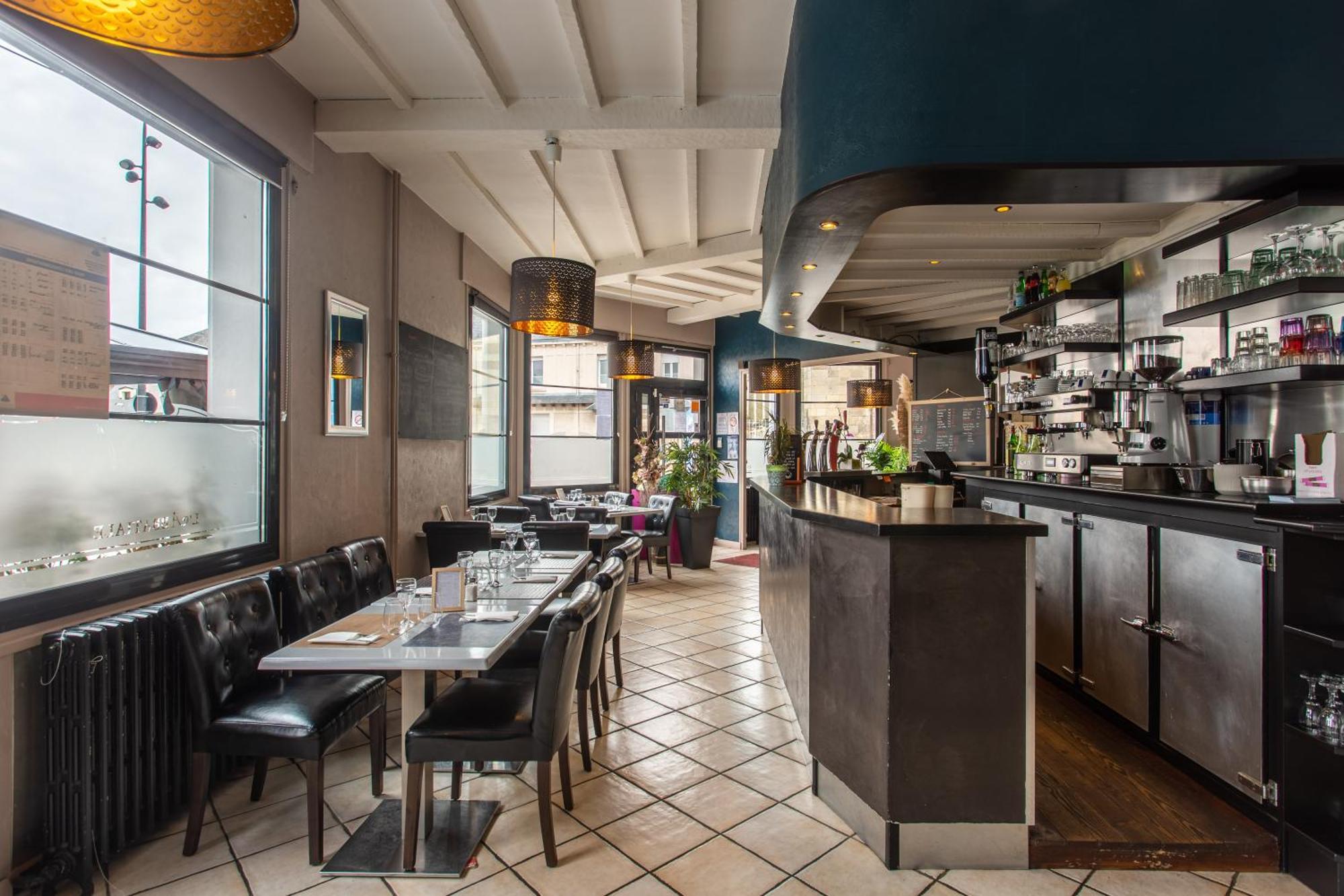 L'Abbatiale Hotel Corbie Екстериор снимка