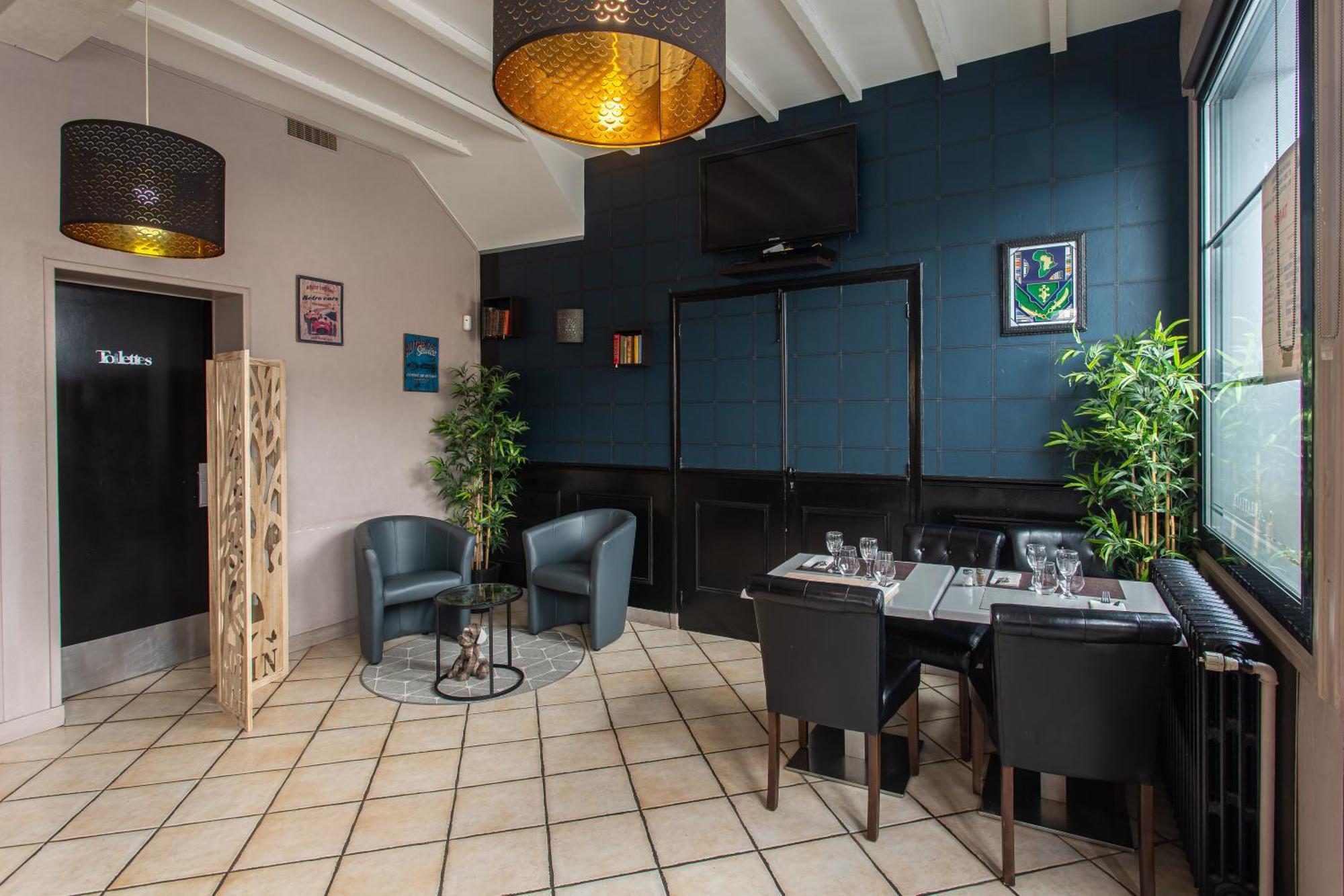 L'Abbatiale Hotel Corbie Екстериор снимка