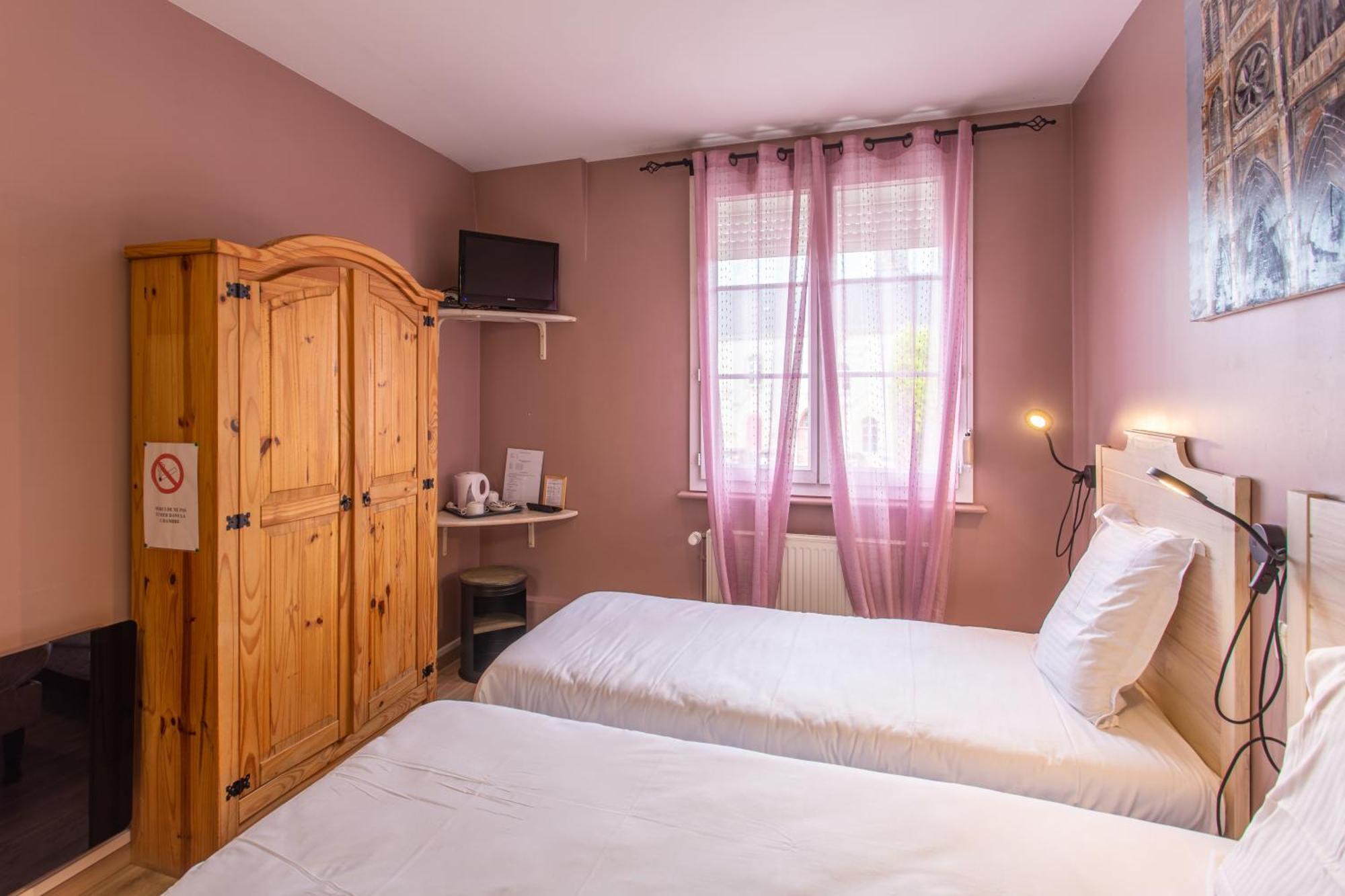L'Abbatiale Hotel Corbie Екстериор снимка